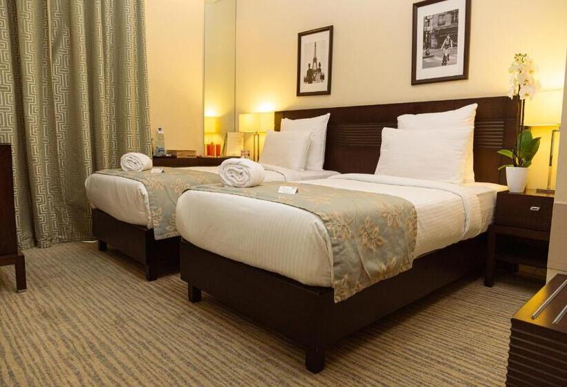 בית מלון כפרי The Parisian