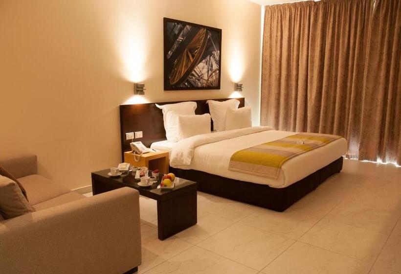 בית מלון כפרי The Parisian