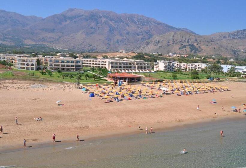 בית מלון כפרי Vantaris Palace