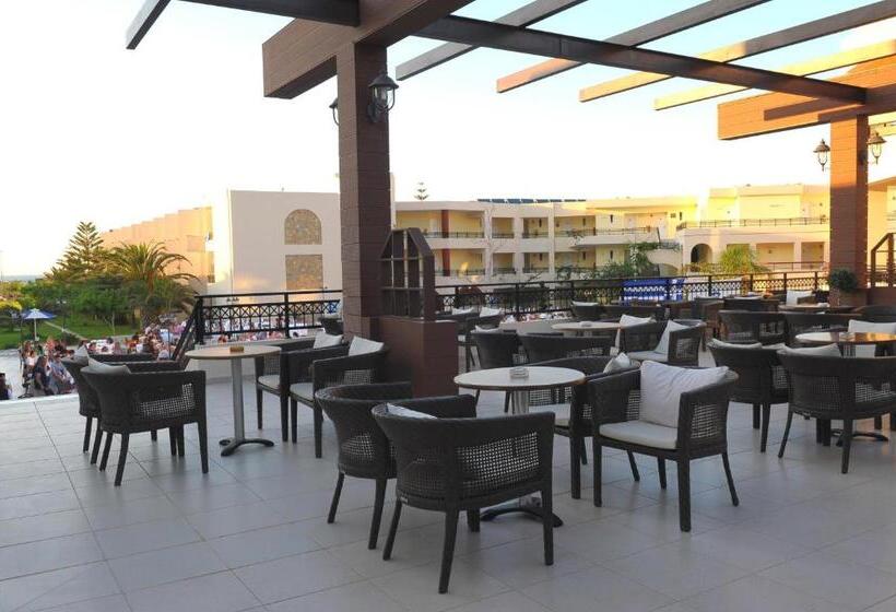 בית מלון כפרי Vantaris Palace