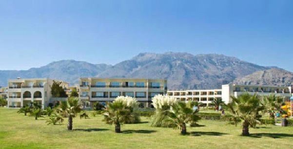 בית מלון כפרי Vantaris Palace