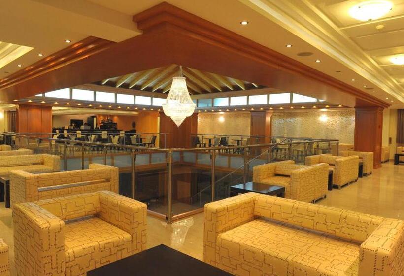 בית מלון כפרי Vantaris Palace