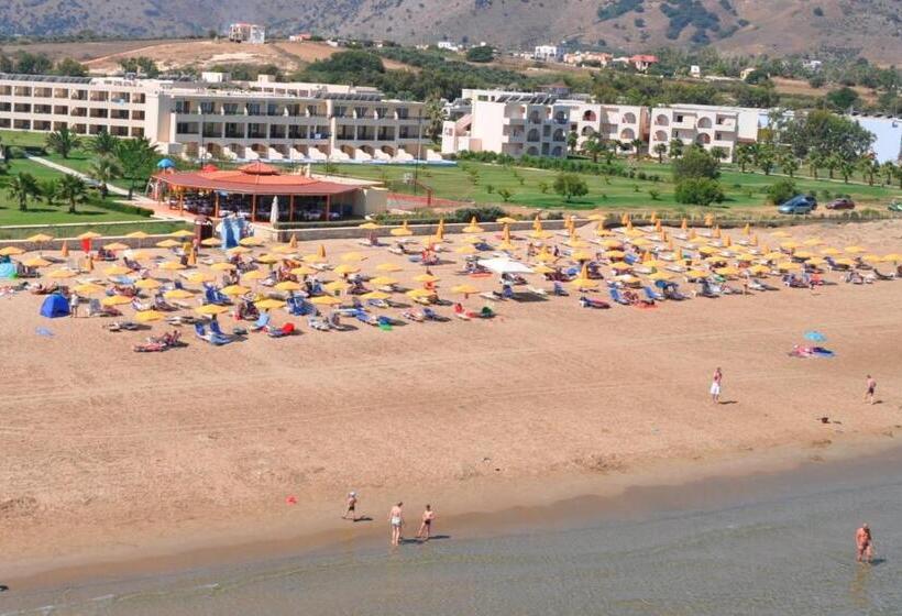 בית מלון כפרי Vantaris Palace