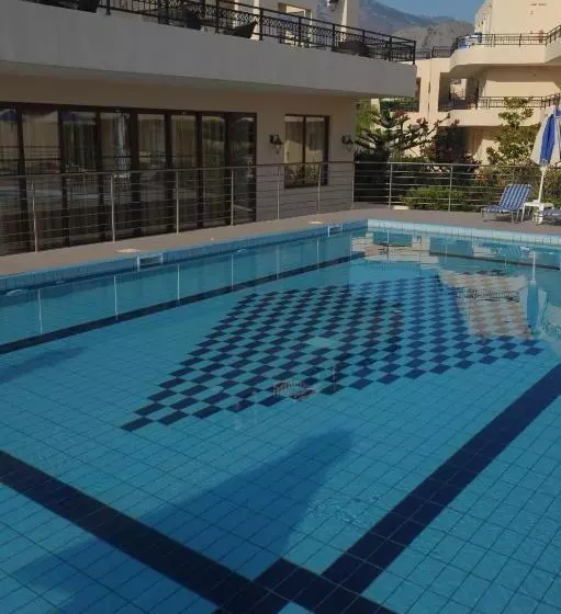 Hotel Vantaris Palace