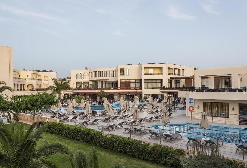 בית מלון כפרי Vantaris Palace