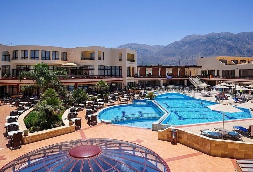 בית מלון כפרי Vantaris Palace