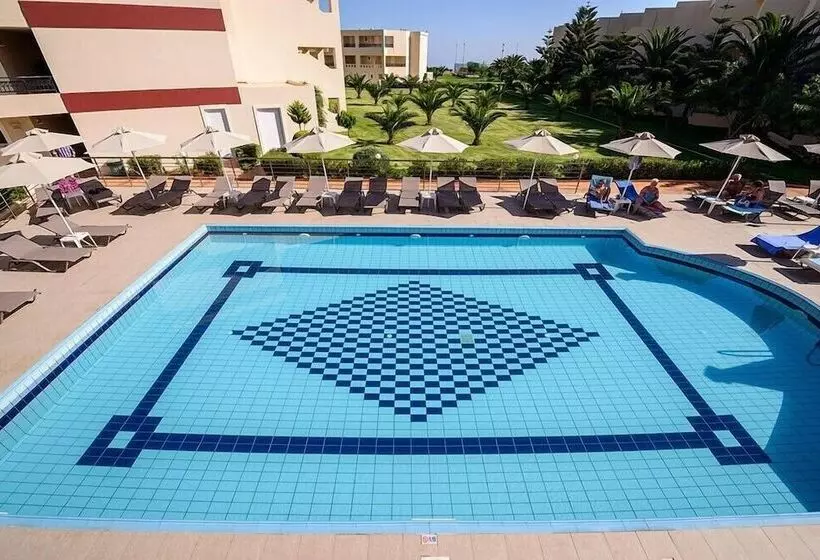 Hotel Vantaris Palace