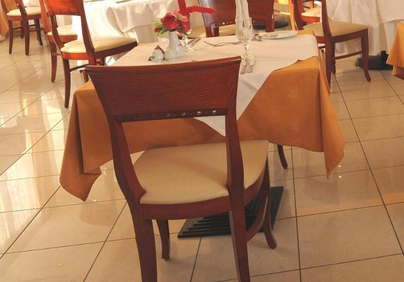 בית מלון כפרי Vantaris Palace