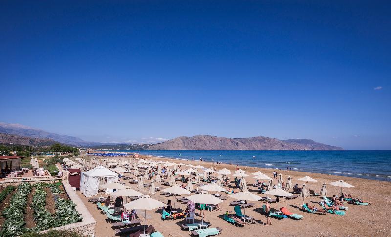 בית מלון כפרי Vantaris Palace