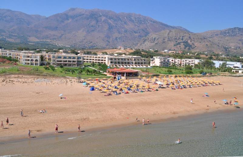 בית מלון כפרי Vantaris Palace