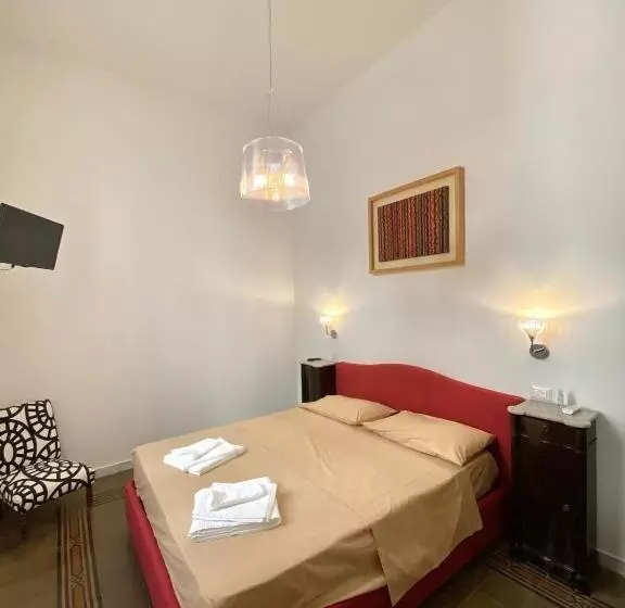 تختخواب و صبحانه Al Teatro