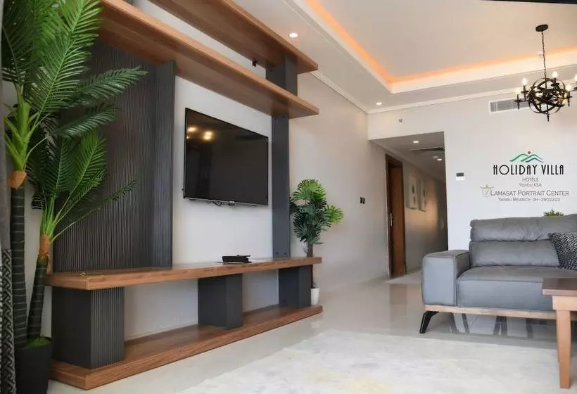 هتل Holiday Villa Yanbu