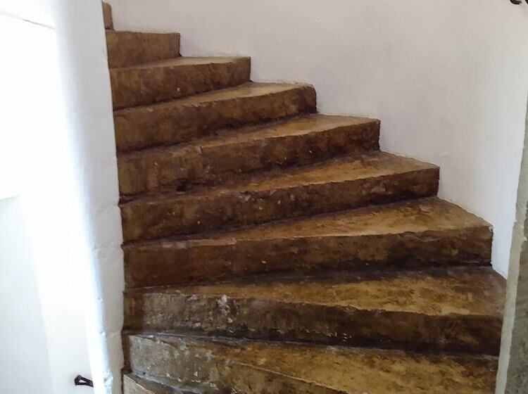 تختخواب و صبحانه Chateau De Balsac