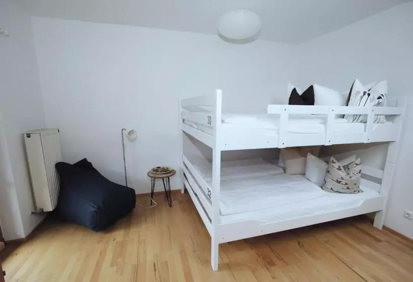 Berg Blick Jugendherberge Mit Privatzimmer
