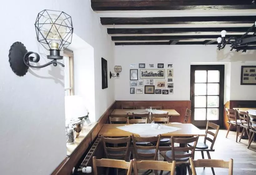 Berg Blick Jugendherberge Mit Privatzimmer