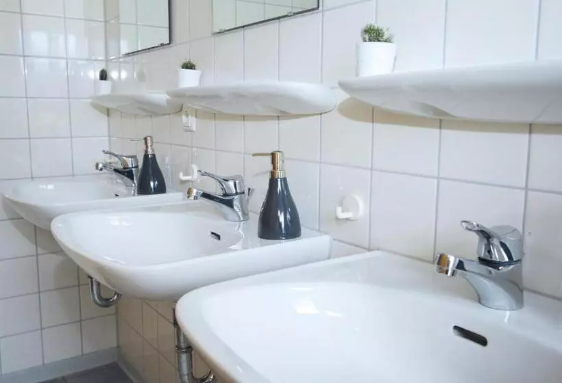 Berg Blick Jugendherberge Mit Privatzimmer