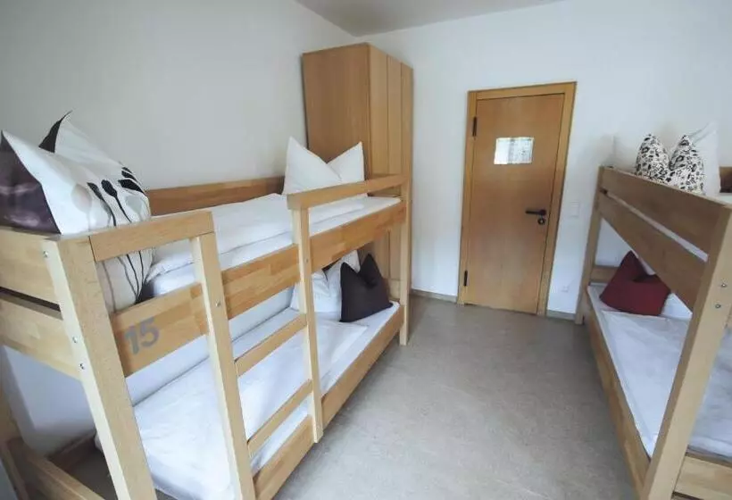 Berg Blick Jugendherberge Mit Privatzimmer