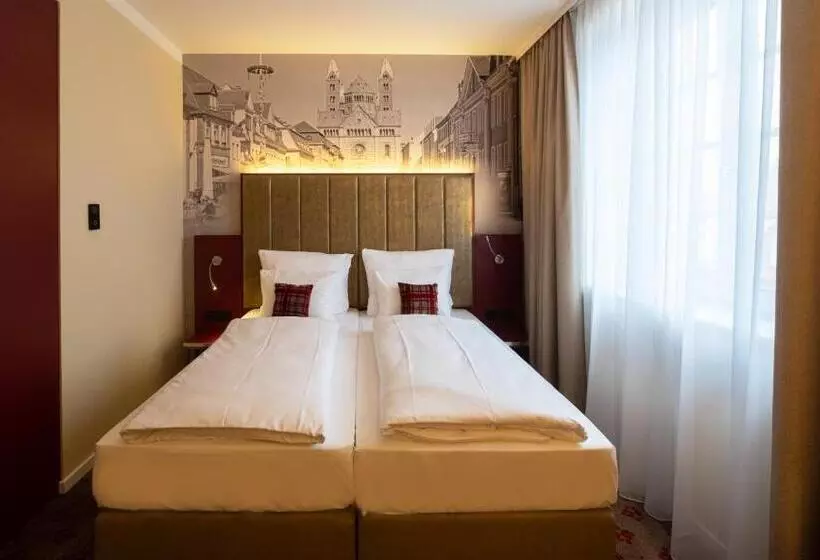 Hotelli Amedia Plaza Speyer, Trademark Collection By Wyndham