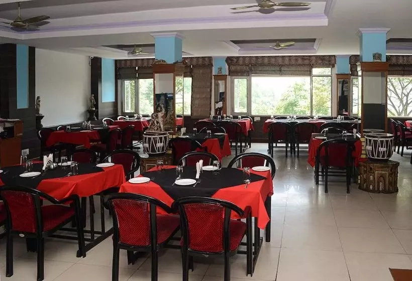 Hotelli Oyo 22122  Falcon Crest