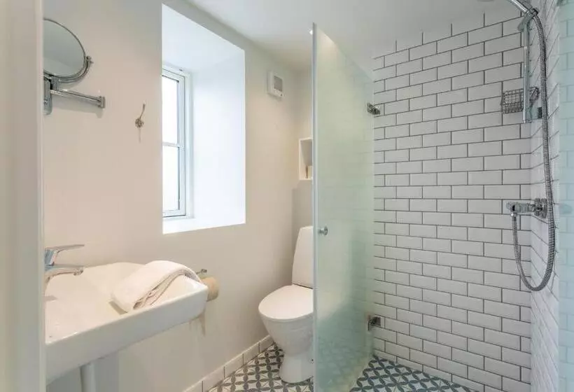 Hotelli Rødvig Kro Og Bade