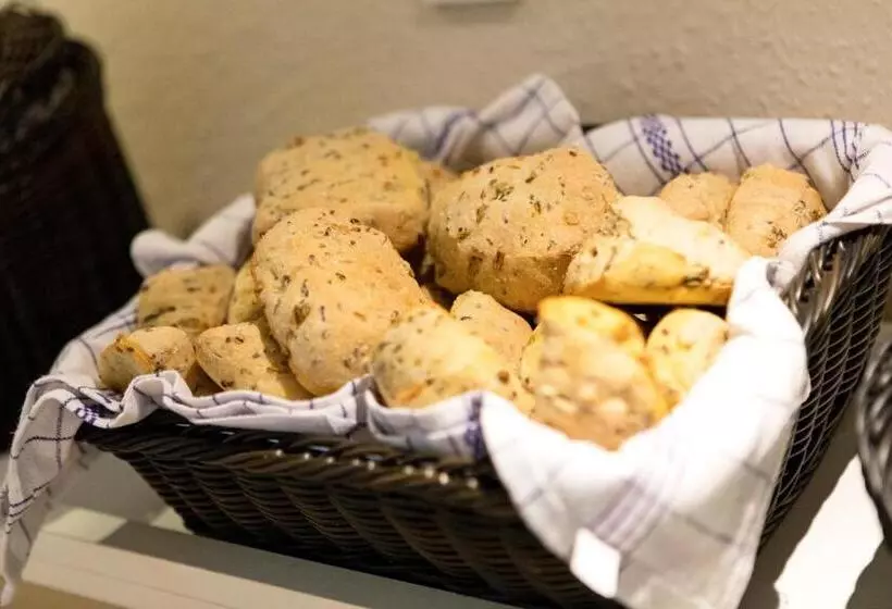 Hotelli Rødvig Kro Og Bade