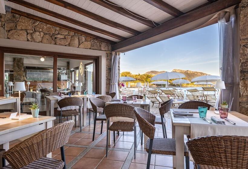 ホテル Resort & Spa Baja Caddinas