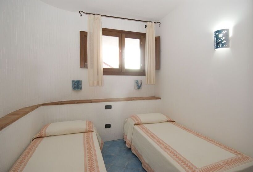 ホテル Resort & Spa Baja Caddinas