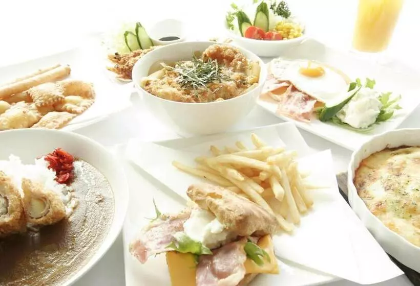 Hotelli Rr   Adults Only