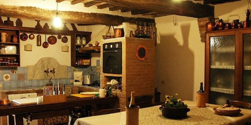 Сельский отель Agriturismo Podere Casetta