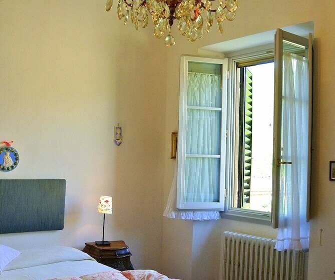 هتل روستایی Stefano Resort