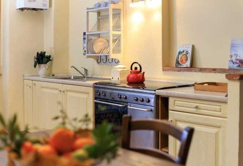 هتل روستایی Stefano Resort