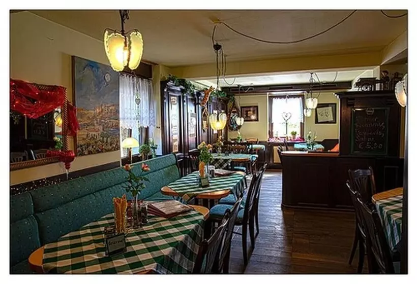 Hotelli Zum Kleinen Reichstag