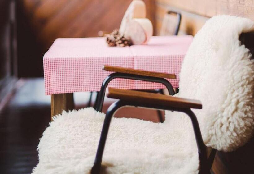 Pension Alpenhaus Monte