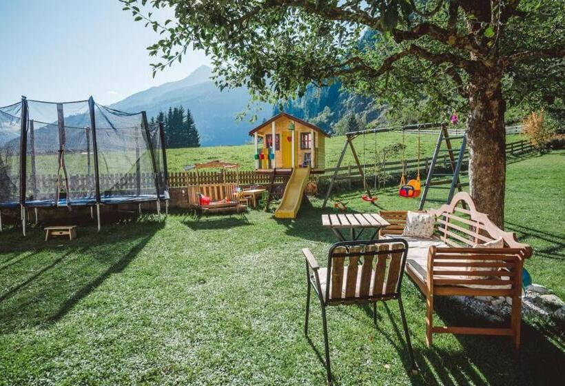 Pension Alpenhaus Monte