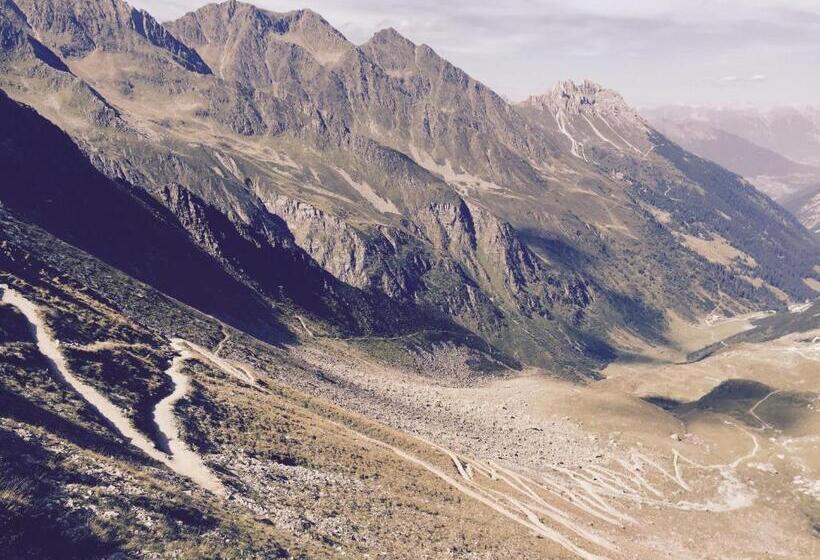 Pension Alpenhaus Monte