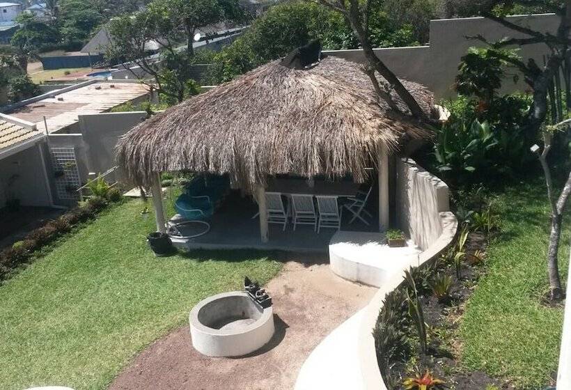 Pensionat Ponta Beach Guest House