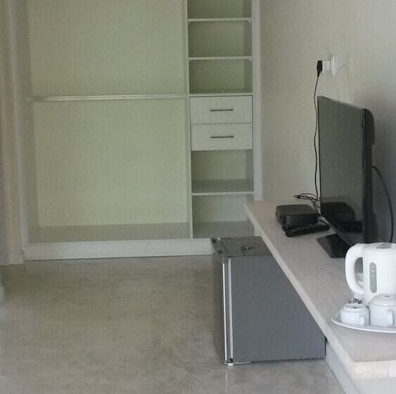 Pensionat Ponta Beach Guest House