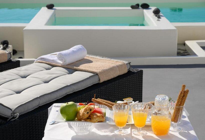 Pension (Hôtel basse catégorie) Santolia Art Suites