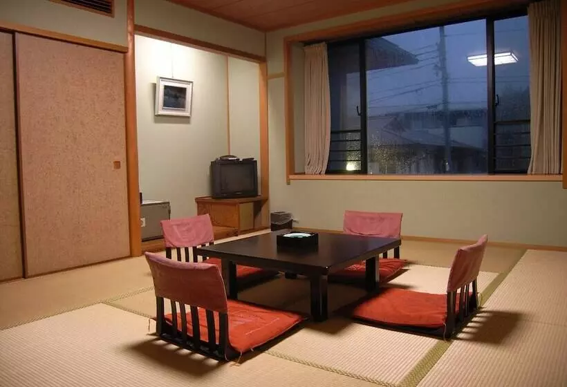 旅館 Uminomieruyado Muramiya