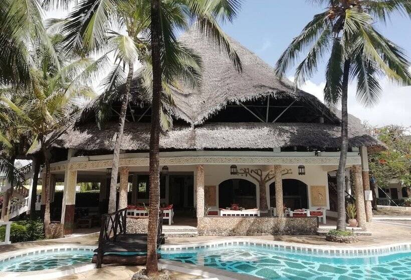 Aquarius Club International Resort