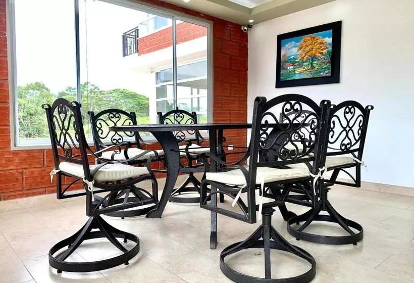 Bed & Breakfast Finca Don Julio