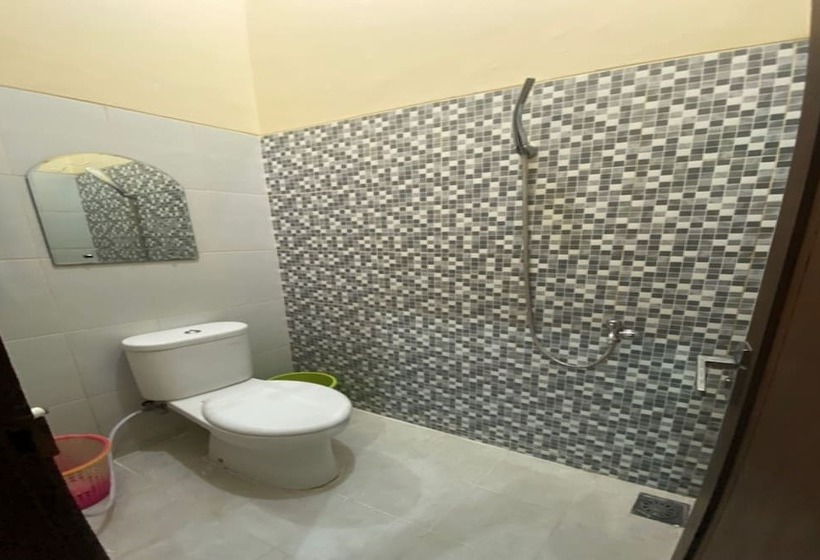 בית מלון כפרי Oyo 90548 Kika Homestay