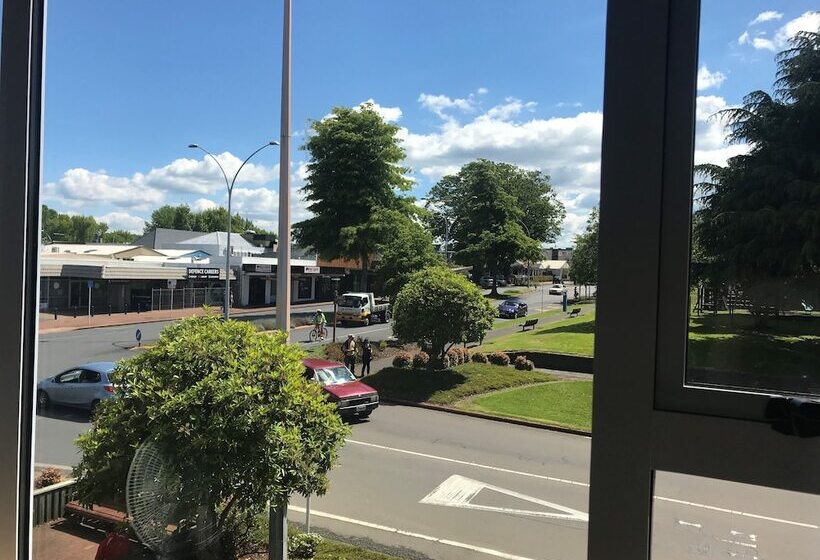 모텔 Rotorua Citizens Club