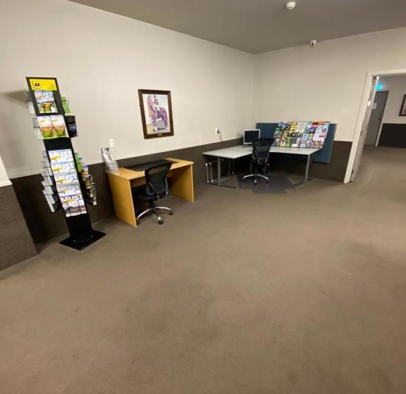 모텔 Rotorua Citizens Club