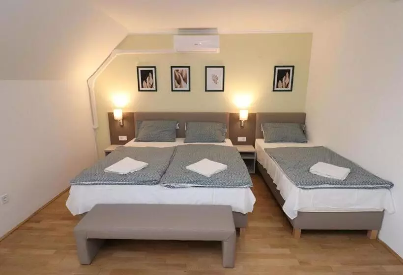 Majatalo Villa Galagonya I. Ii