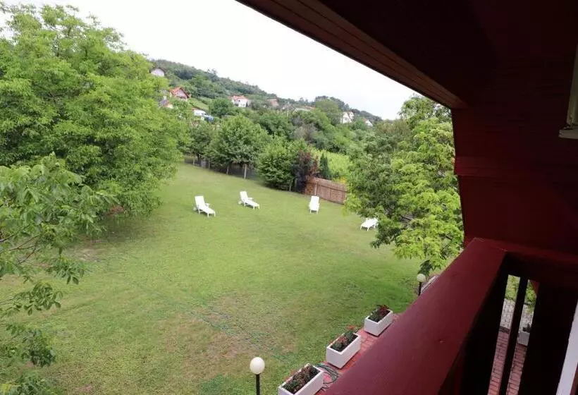 Majatalo Villa Galagonya I. Ii