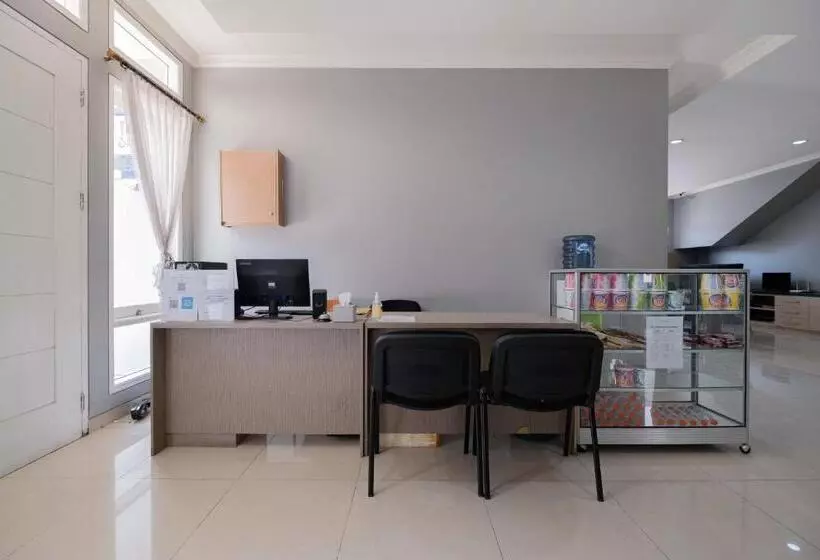 Urbanview Hotel Stariez Karawaci Tangerang By Reddoorz