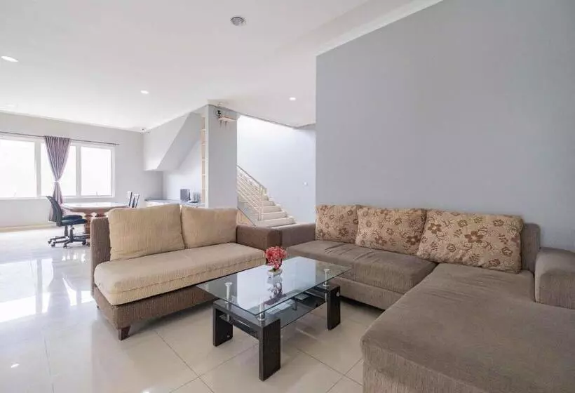 Urbanview Hotel Stariez Karawaci Tangerang By Reddoorz