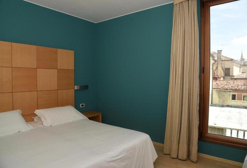 فندق Duca D Aosta