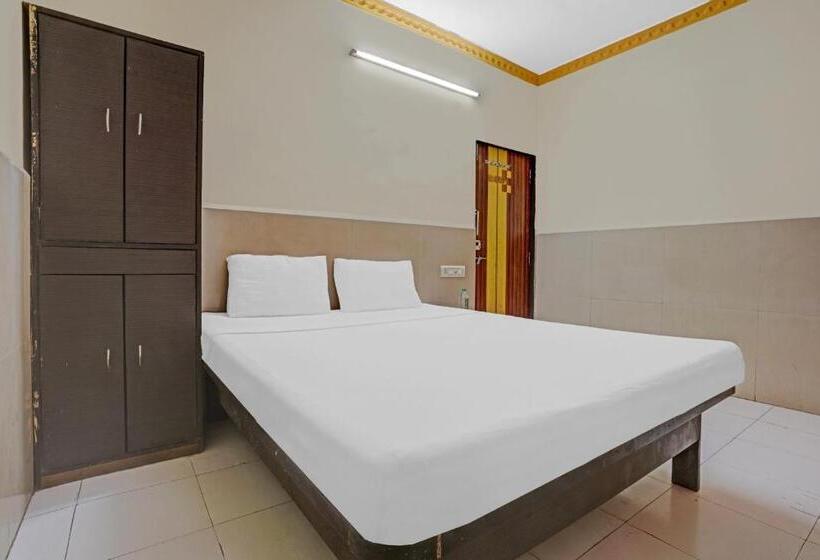 酒店 Spot On 81122 Alfa Lodge